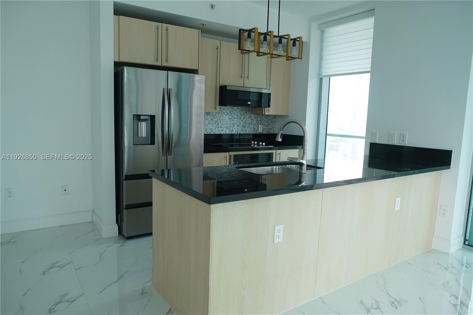 1111 SW 1st Ave 3320-N