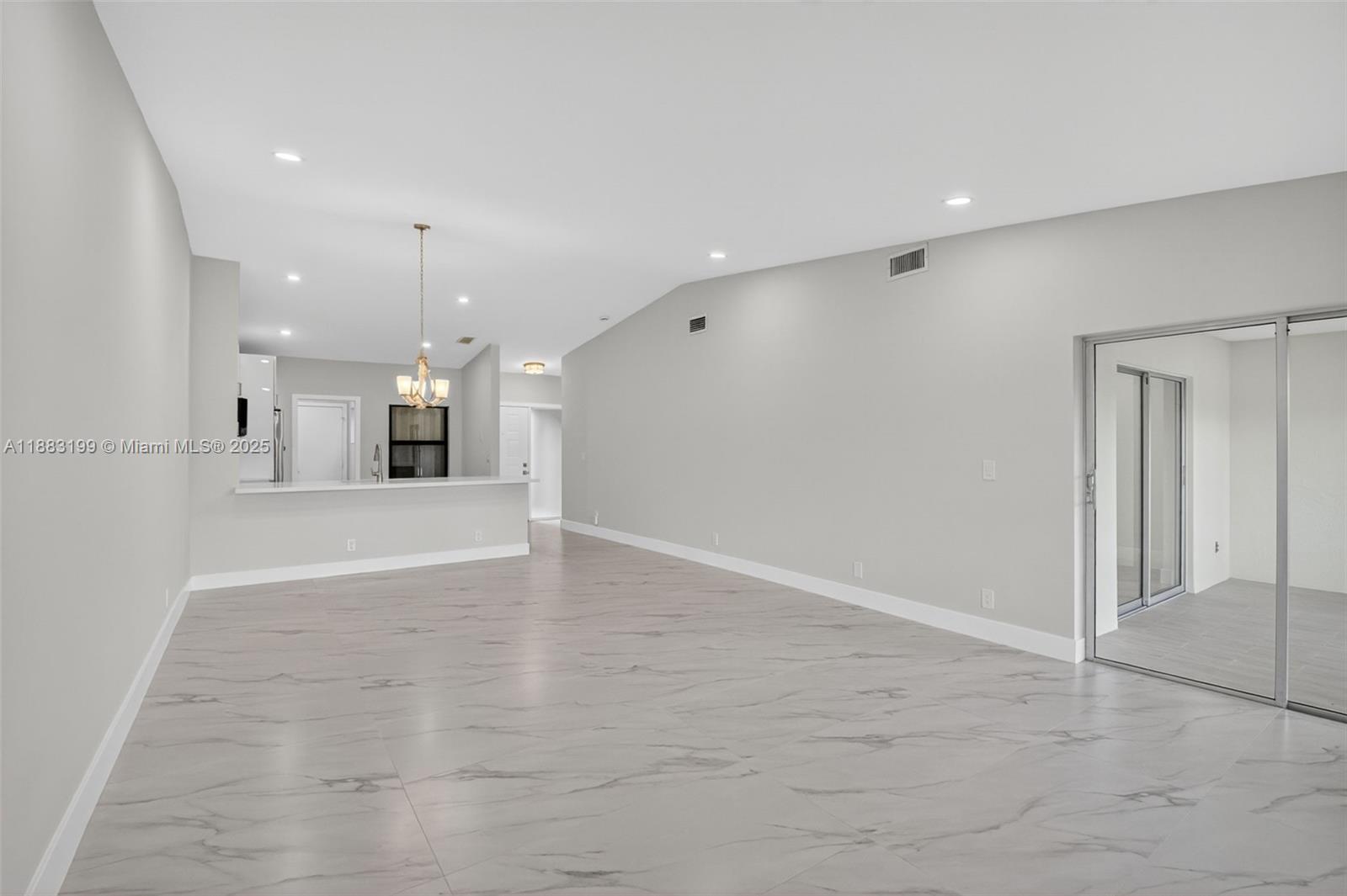 WHISPER WALK - Residential