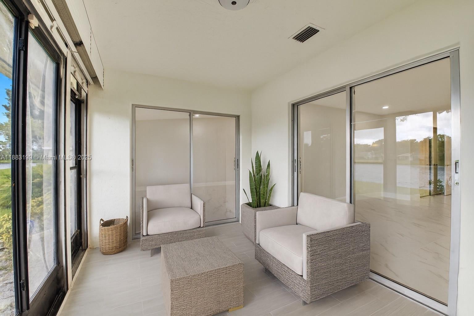 WHISPER WALK - Residential