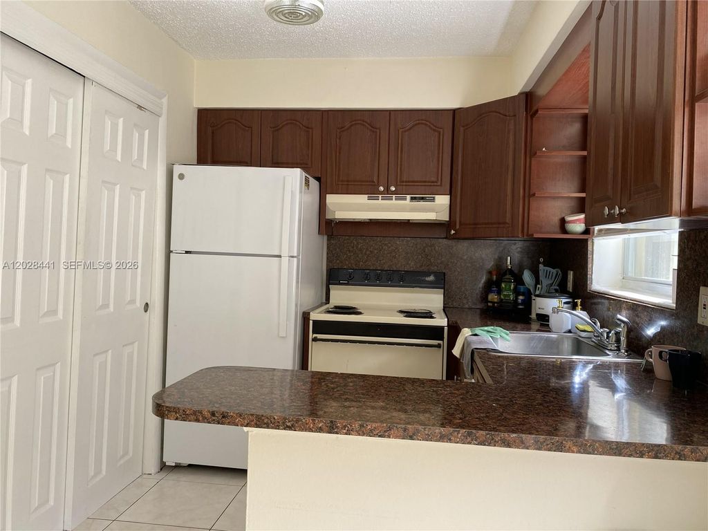 Photo of 5270 SW 90th Way #1, Cooper City, FL 33328 (MLS # A12028441)