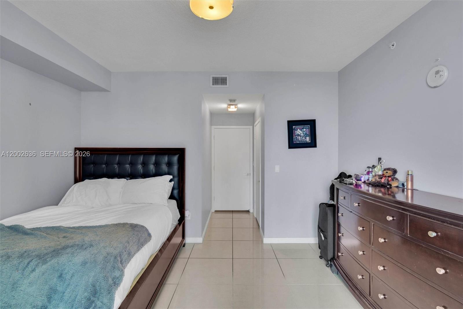 THE AXIS ON BRICKELL COND - Residential