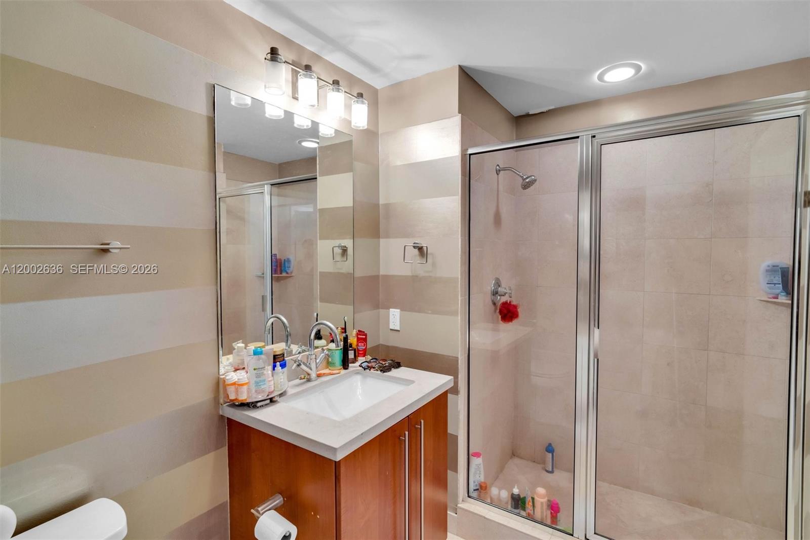 THE AXIS ON BRICKELL COND - Residential