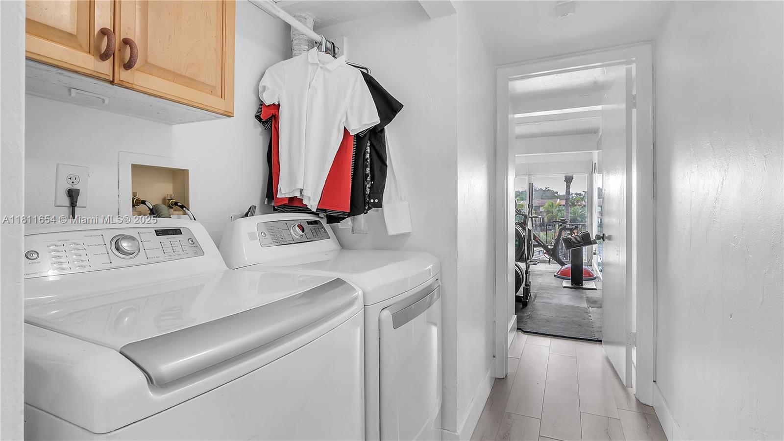 SUNSET PARK LAKE VILLAS S - Residential