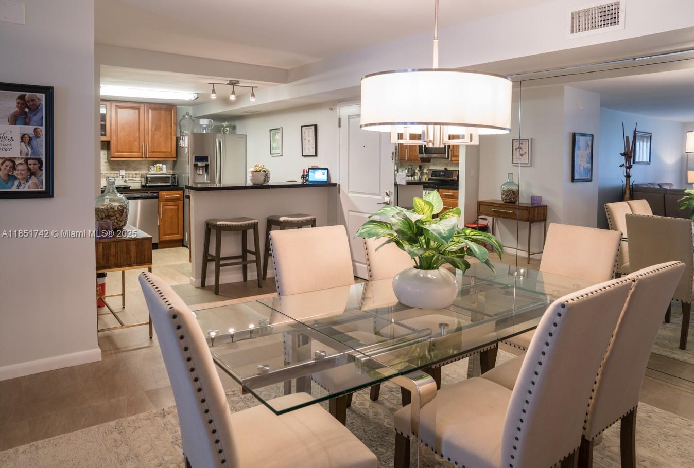 HAMPTON BEACH CLUB CONDO - Residential Lease