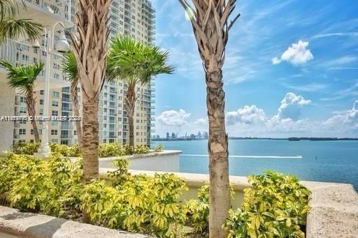 THE CLUB AT BRICKELL BAY - Residential Lease