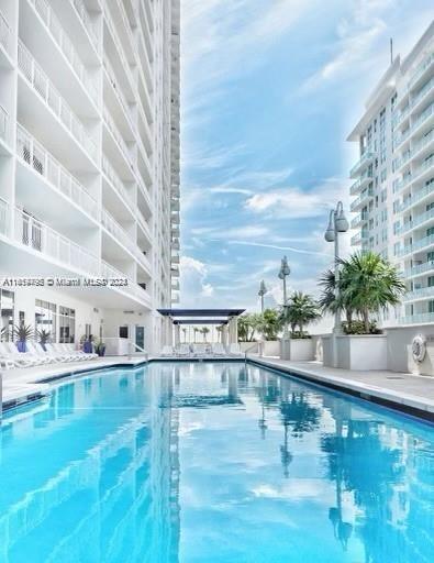 THE CLUB AT BRICKELL BAY - Residential Lease