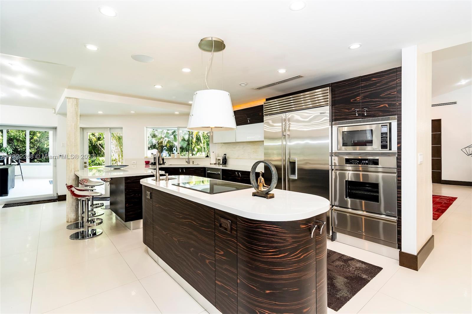 DORAL ESTATES - Residential