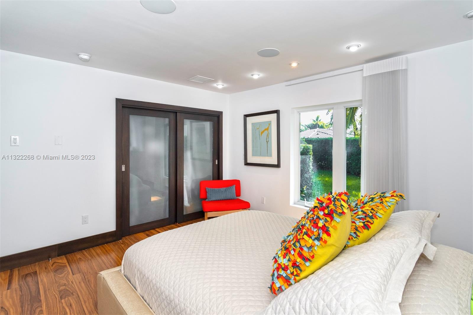 DORAL ESTATES - Residential