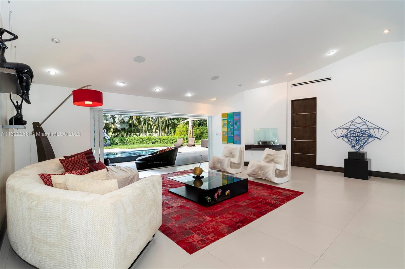 DORAL ESTATES - Residential