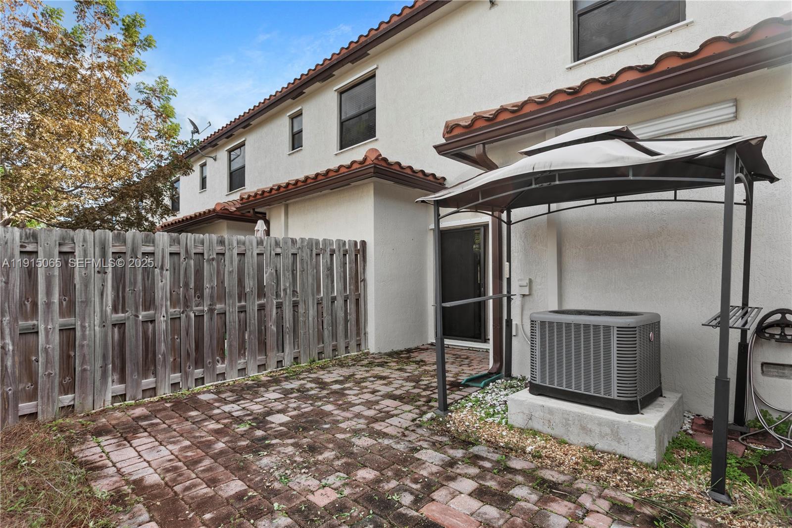 MARTINIQUE AT OASIS REPLA - Residential