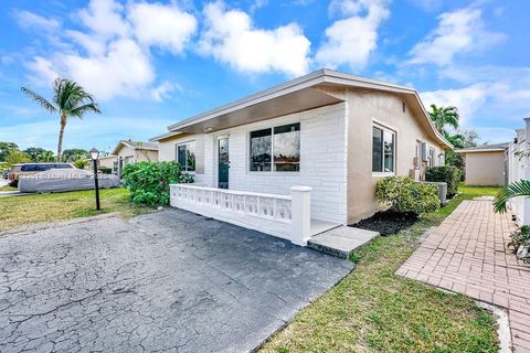 A home in Deerfield Beach