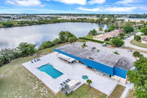 A home in Deerfield Beach