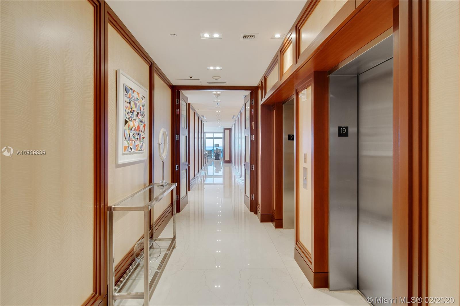 THE CARIBBEAN CONDO - Residential