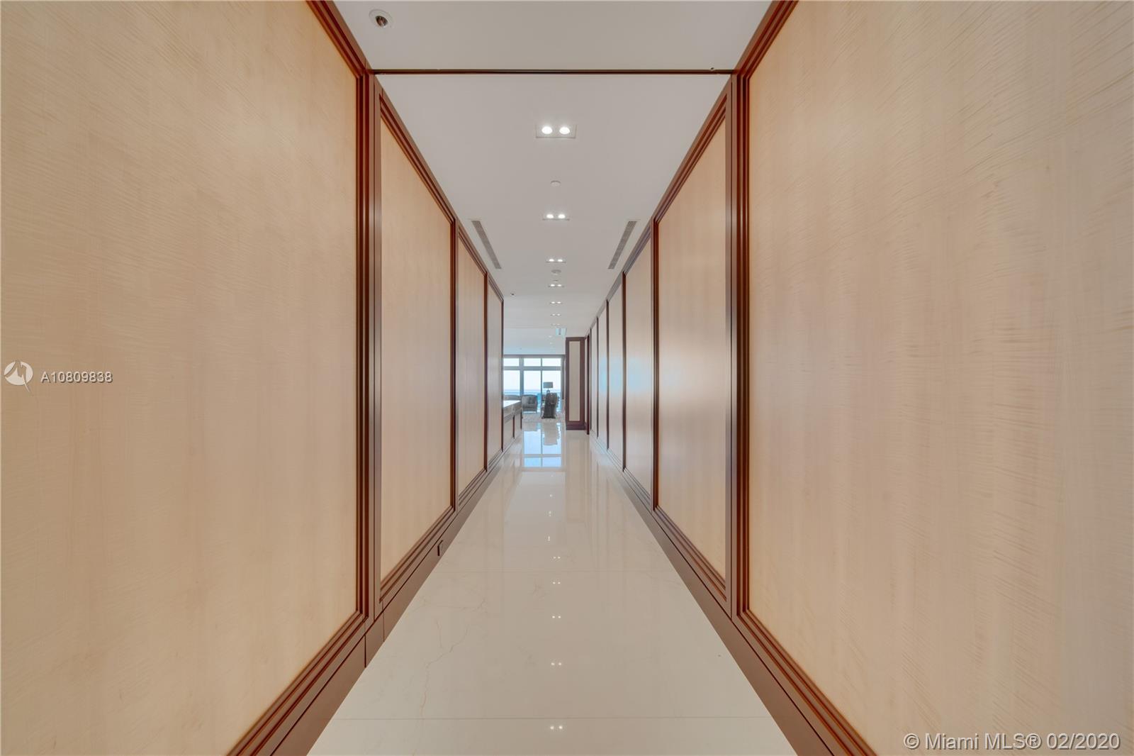 THE CARIBBEAN CONDO - Residential