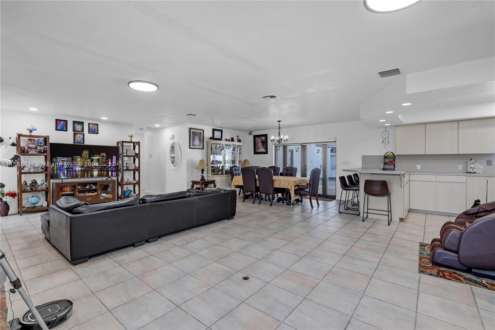 Photo 10 of 43 of 21320 SW 224th St house