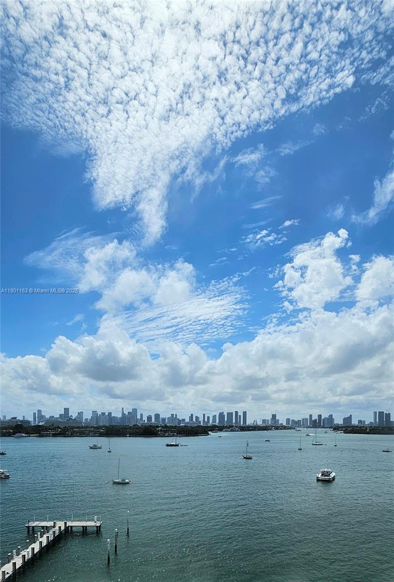 Property for Sale at 1000 West Ave 715, Miami Beach, Miami-Dade County, Florida - Bedrooms: 1 
Bathrooms: 1  - $659,000
