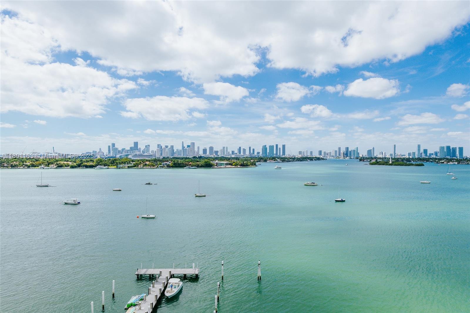 MIRADOR 1000 CONDO - Residential