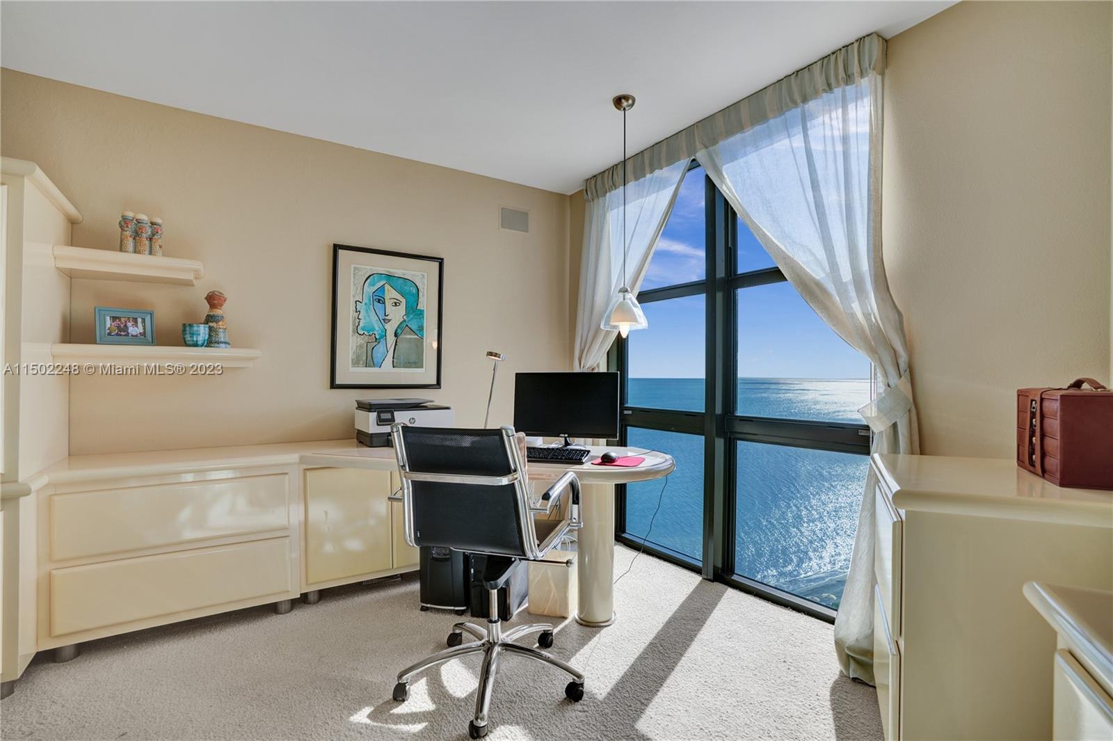 TOWERS OF KEY BISCAYNE CO - Residential