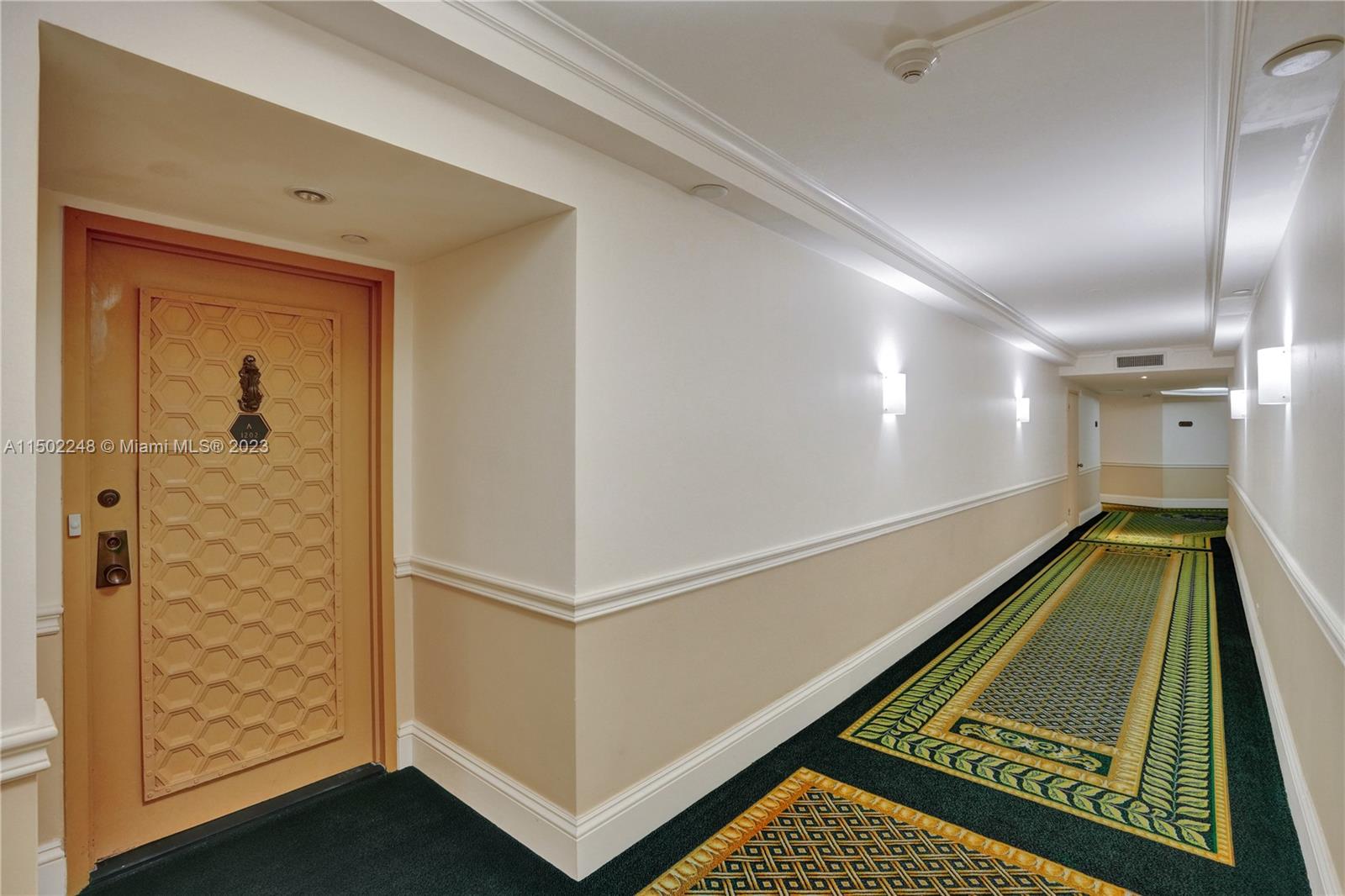 TOWERS OF KEY BISCAYNE CO - Residential