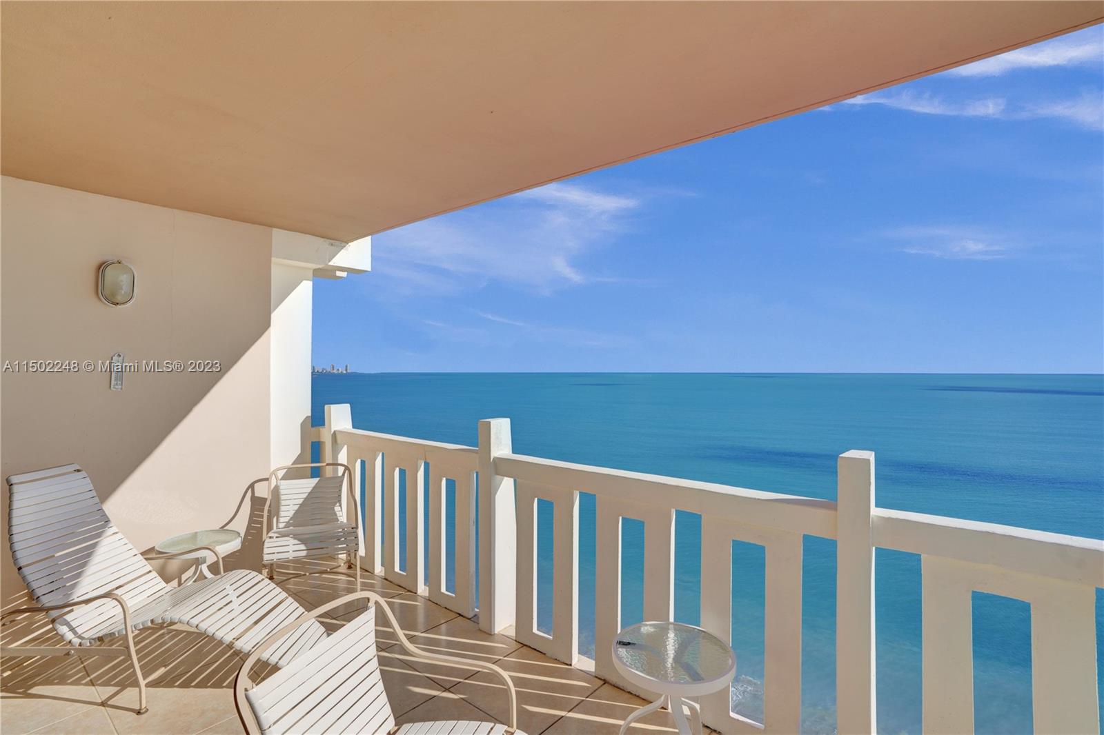 TOWERS OF KEY BISCAYNE CO - Residential