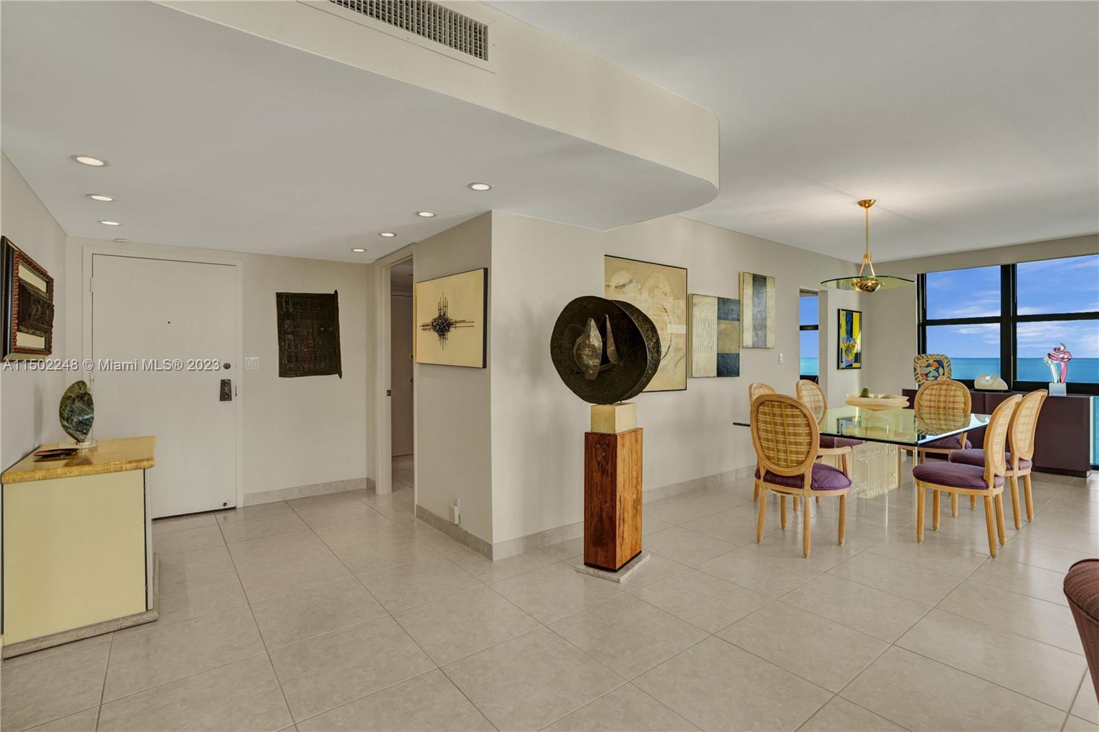 TOWERS OF KEY BISCAYNE CO - Residential