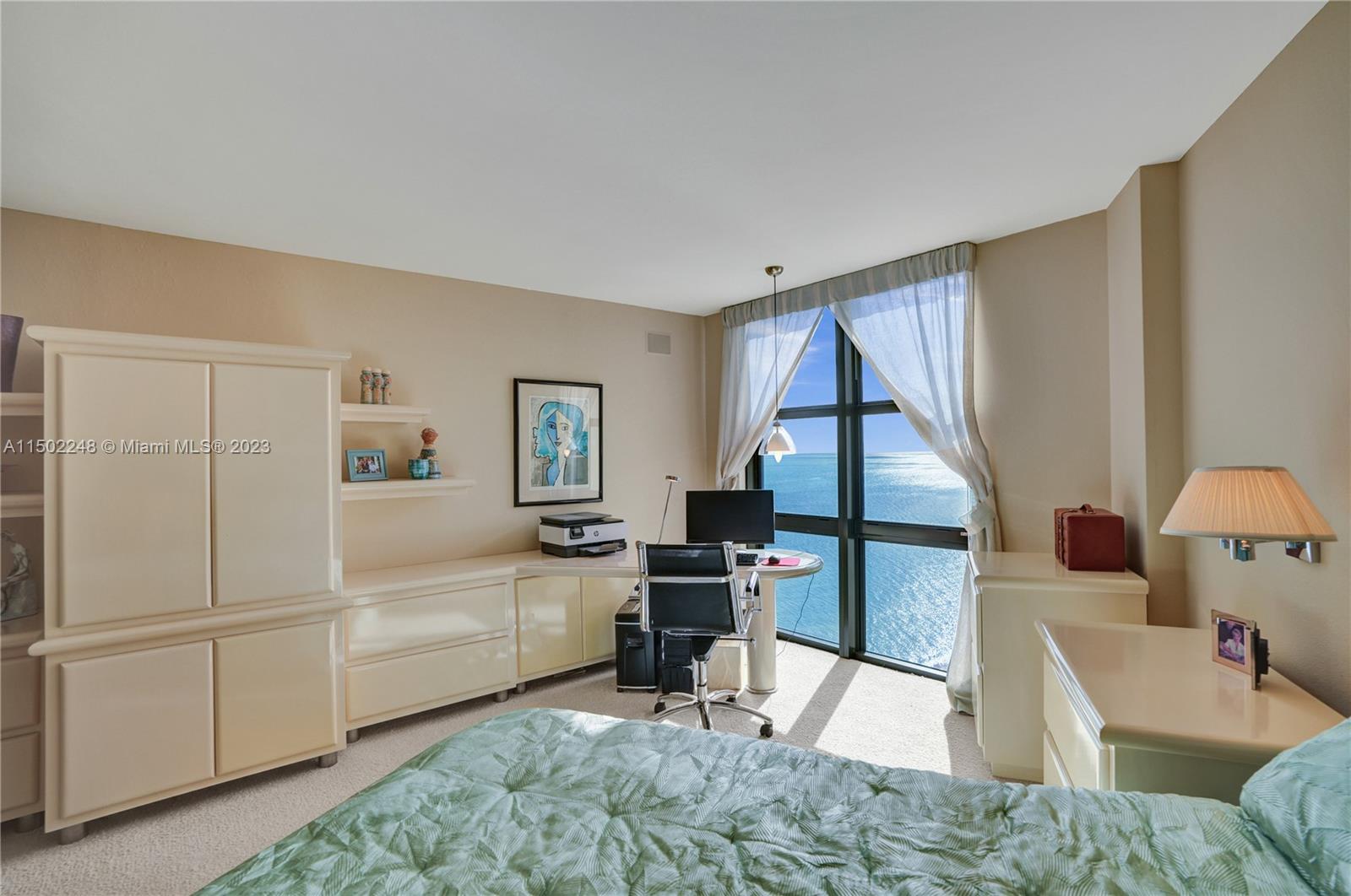 TOWERS OF KEY BISCAYNE CO - Residential