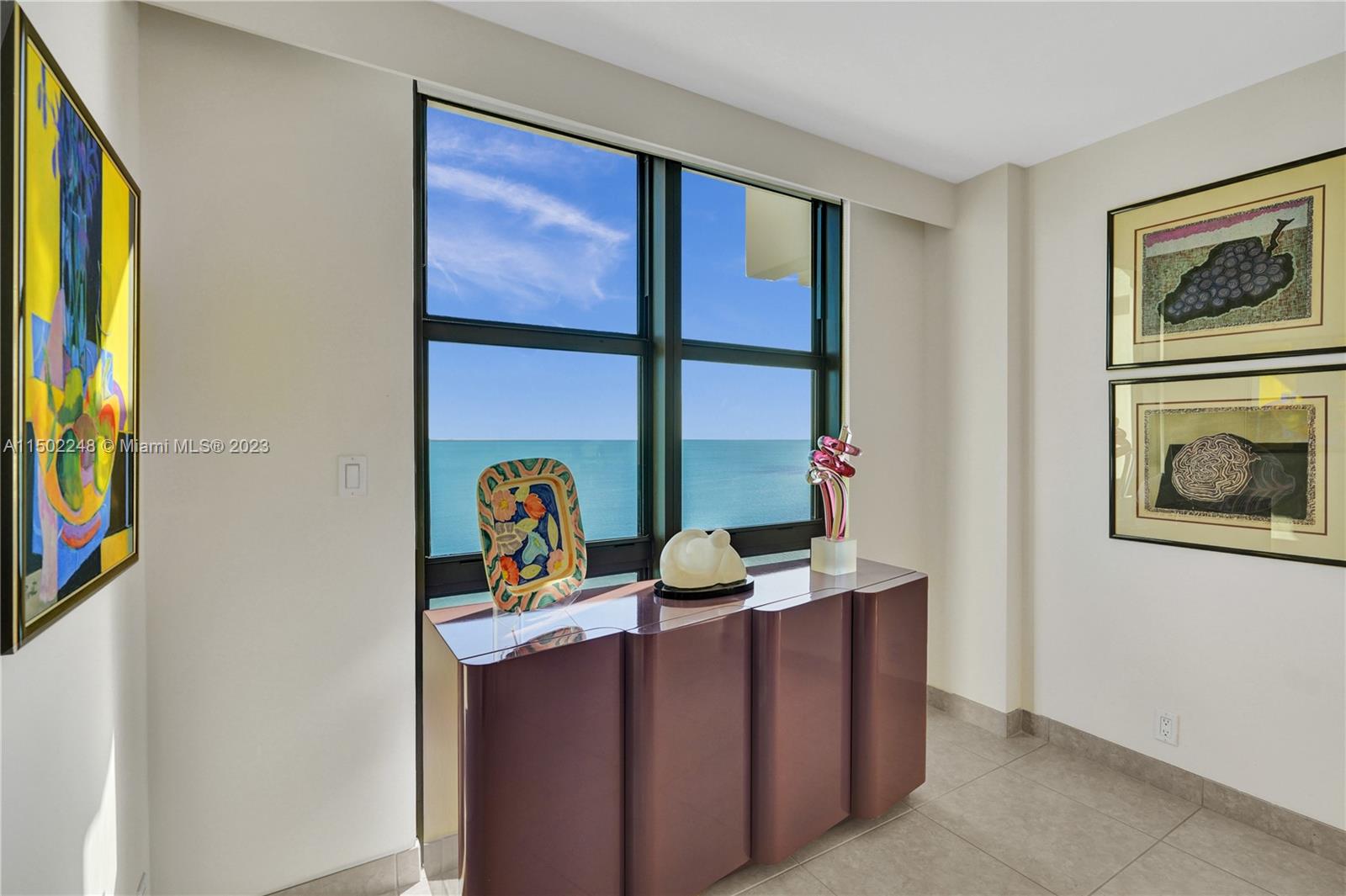 TOWERS OF KEY BISCAYNE CO - Residential