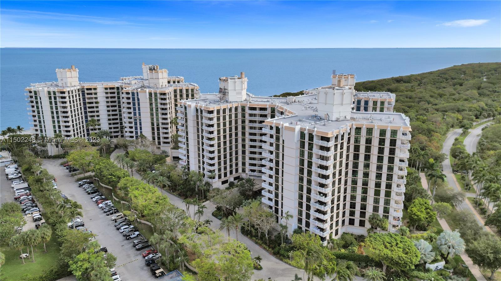 TOWERS OF KEY BISCAYNE CO - Residential