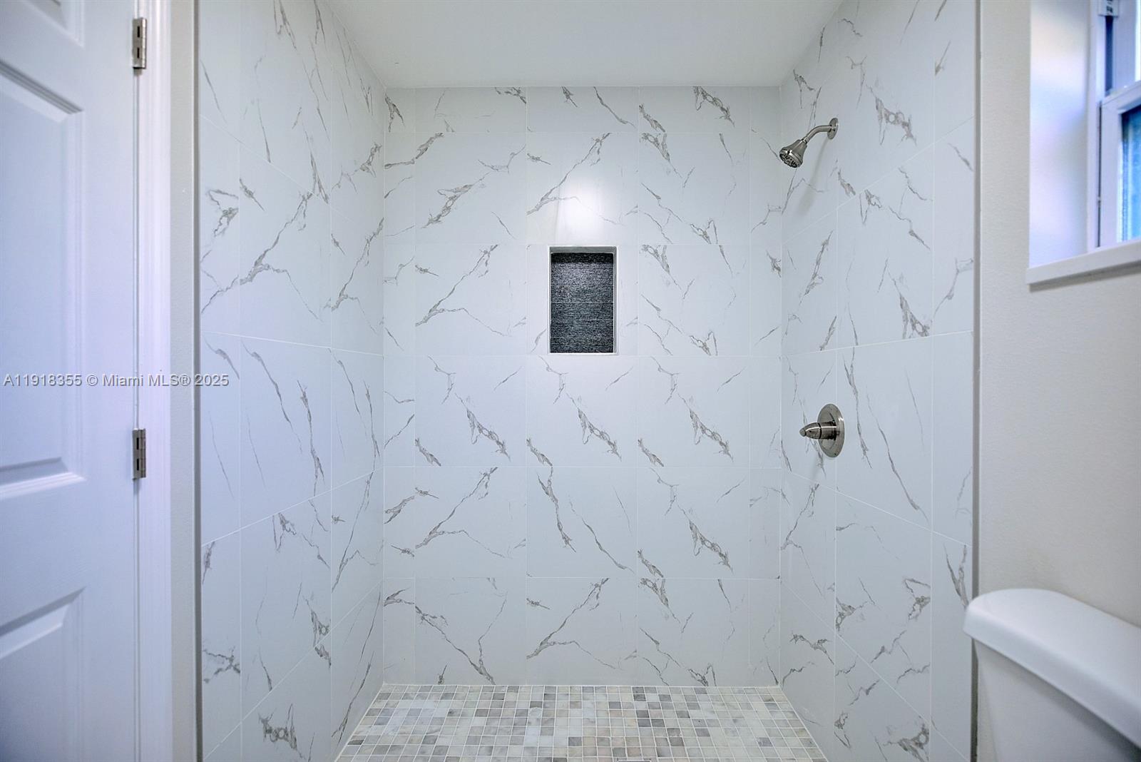 AVON PARK LAKES - Residential