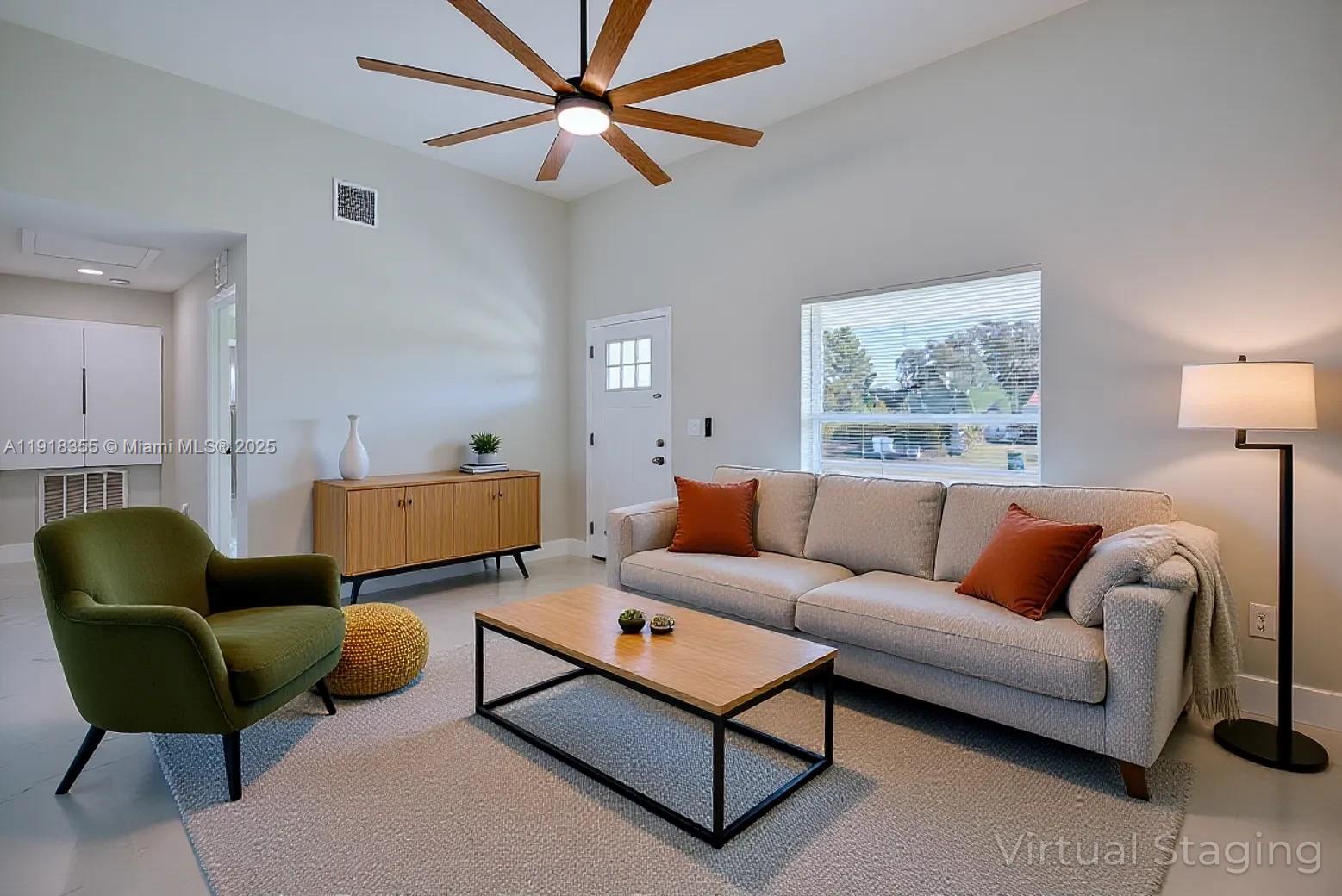 AVON PARK LAKES - Residential