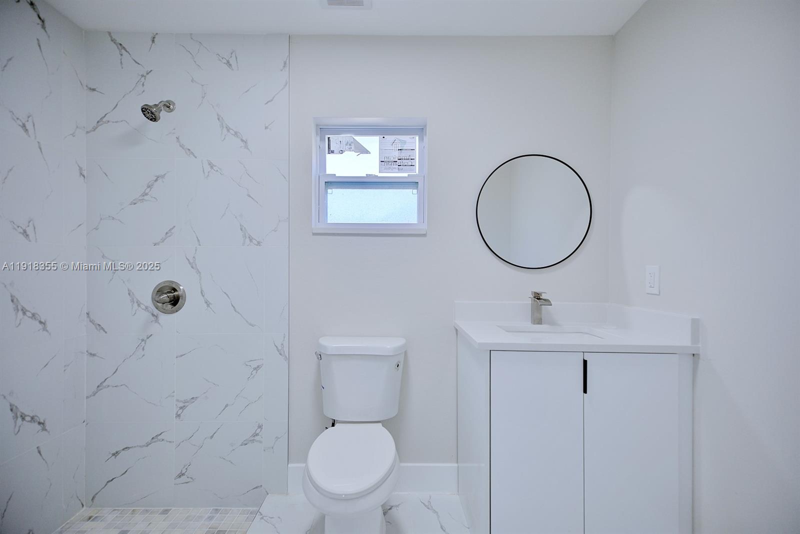 AVON PARK LAKES - Residential