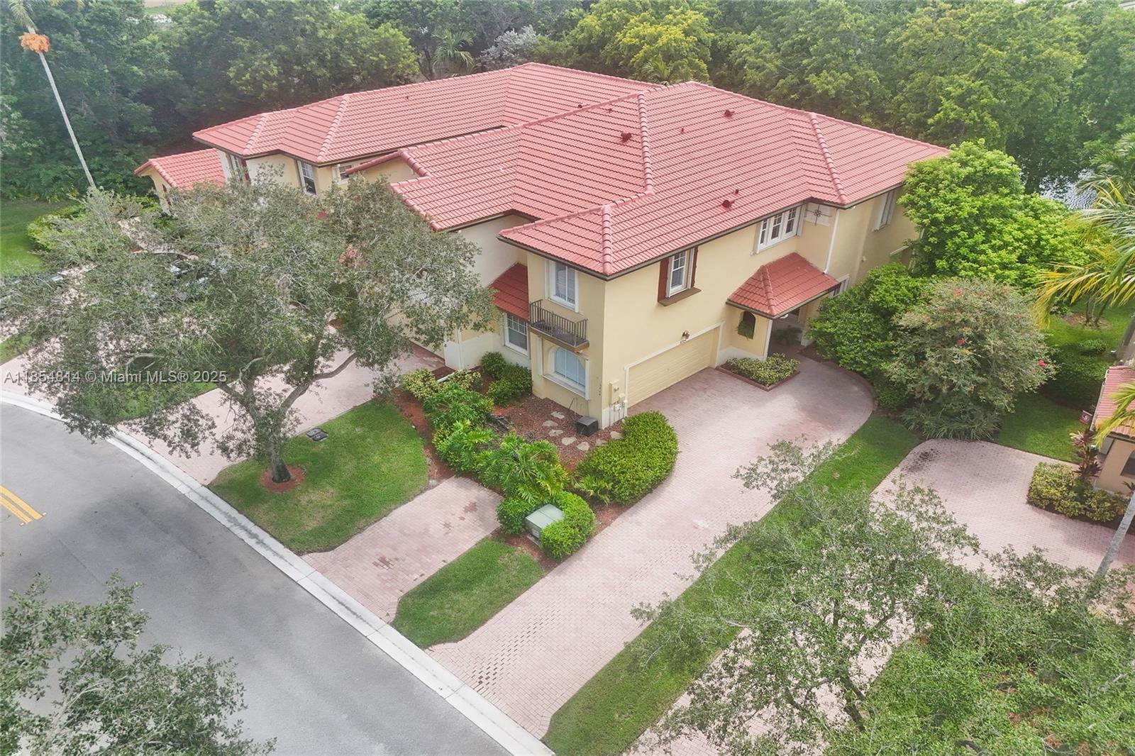 HERON BAY SOUTH - Residential