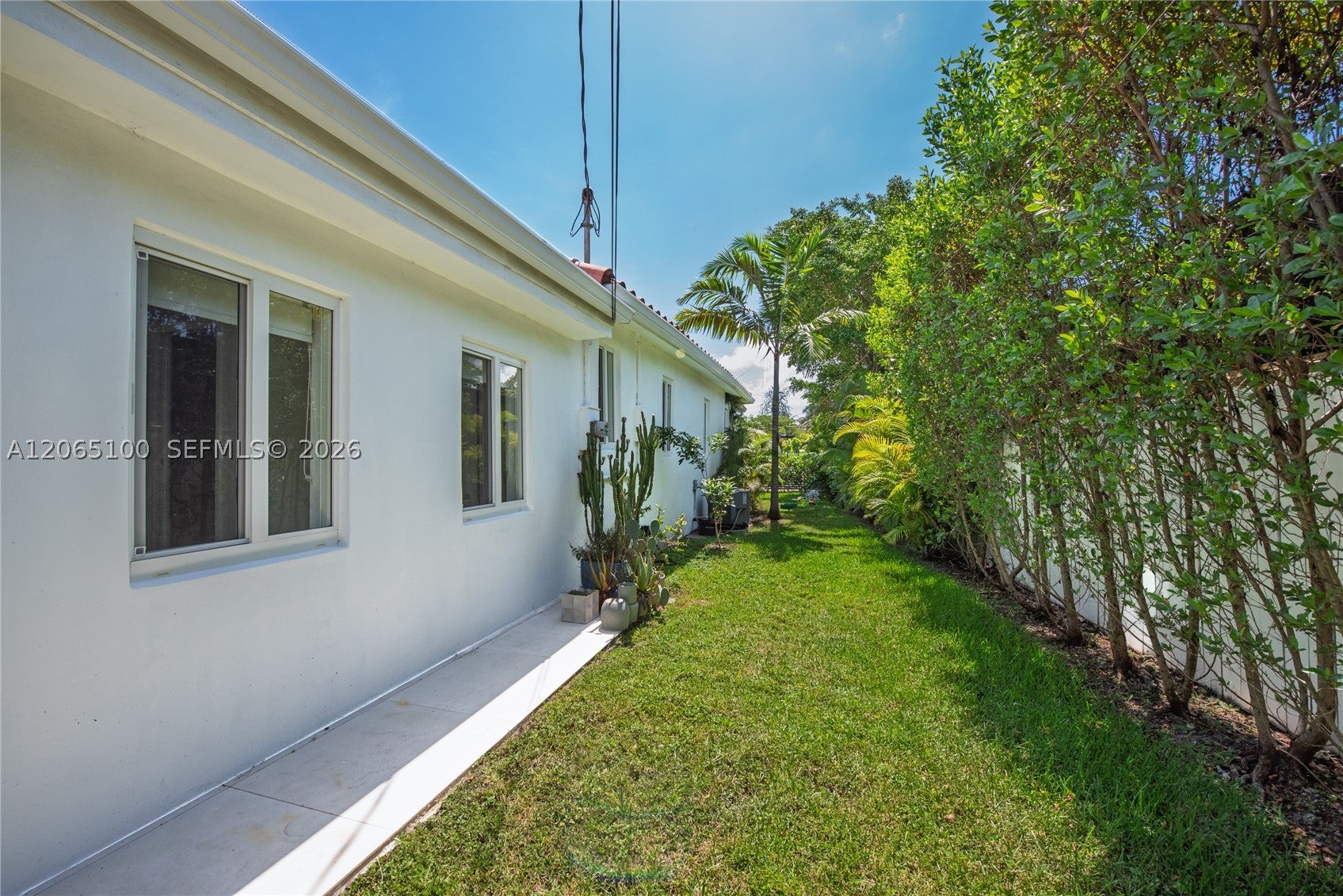 1450 SW 20th Ave