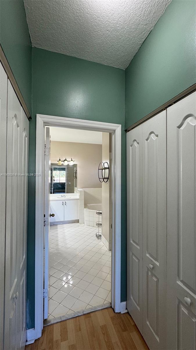 LAKES BY THE BAY SEC 14 - Residential Lease