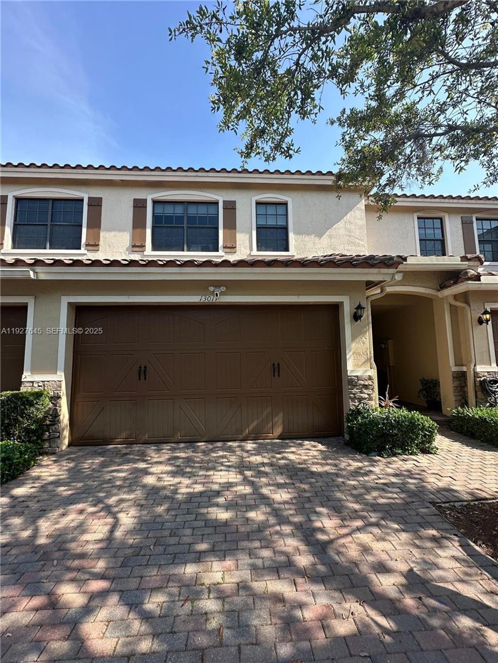 Photo of 13017 S Riverwalk Cir S, Plantation, FL 33325 (MLS # A11927645)
