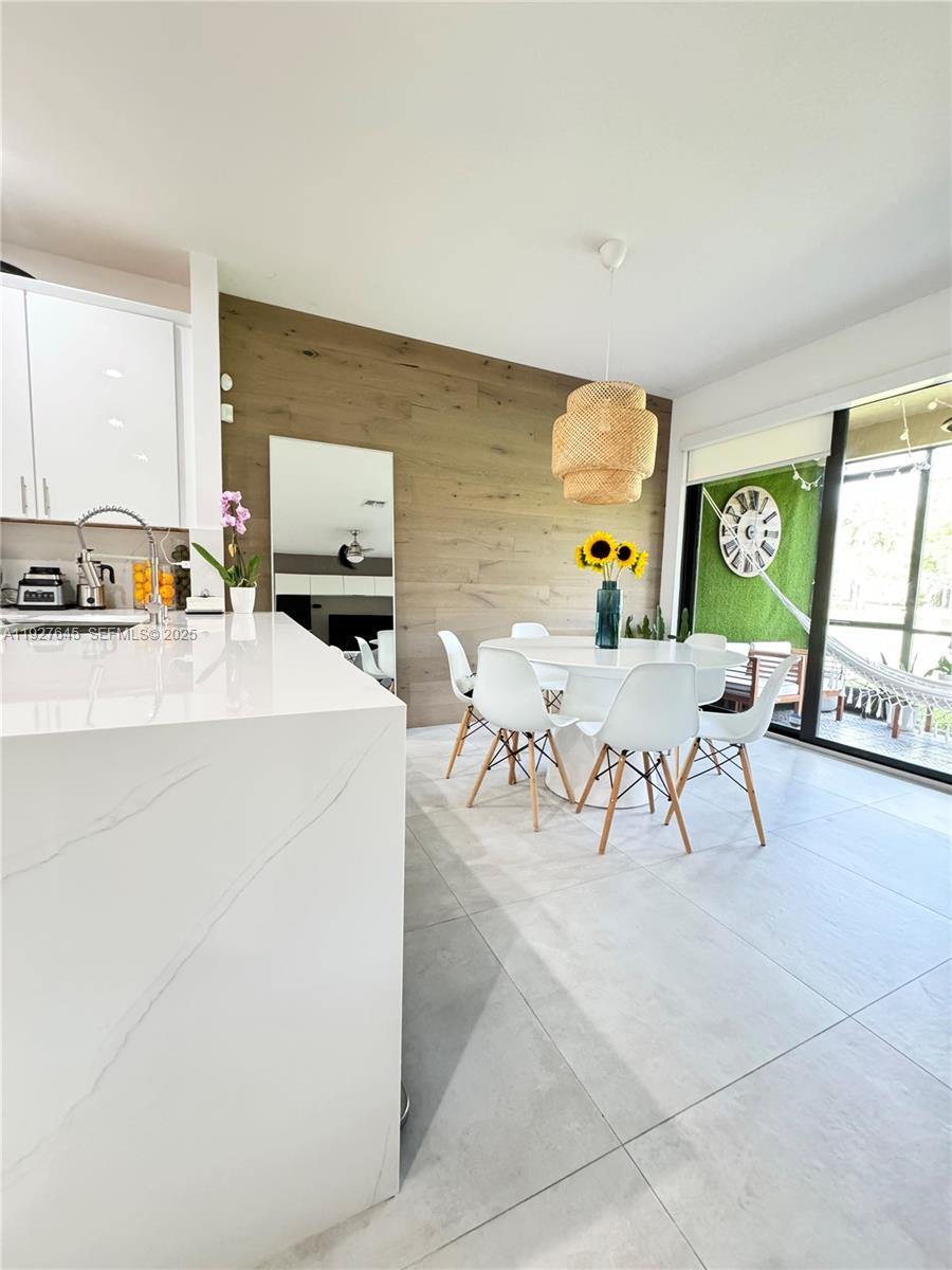 SUNBURST PROPERTIES DEVEL - Residential Lease