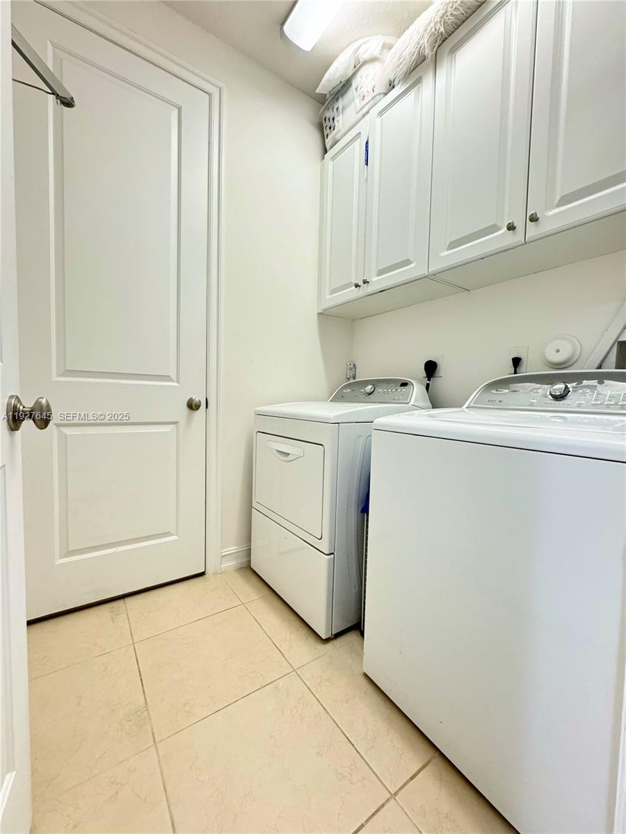 SUNBURST PROPERTIES DEVEL - Residential Lease