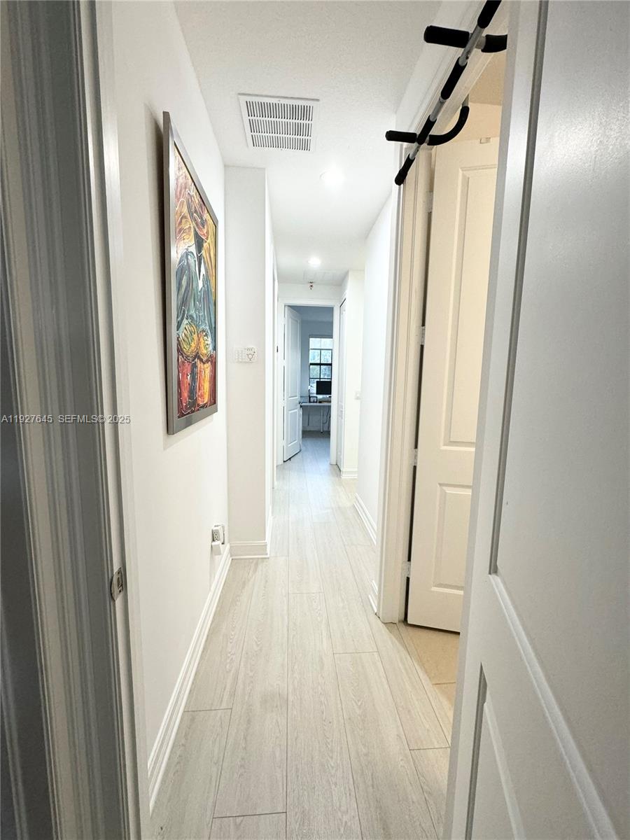 SUNBURST PROPERTIES DEVEL - Residential Lease