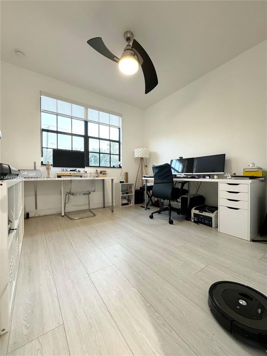 SUNBURST PROPERTIES DEVEL - Residential Lease