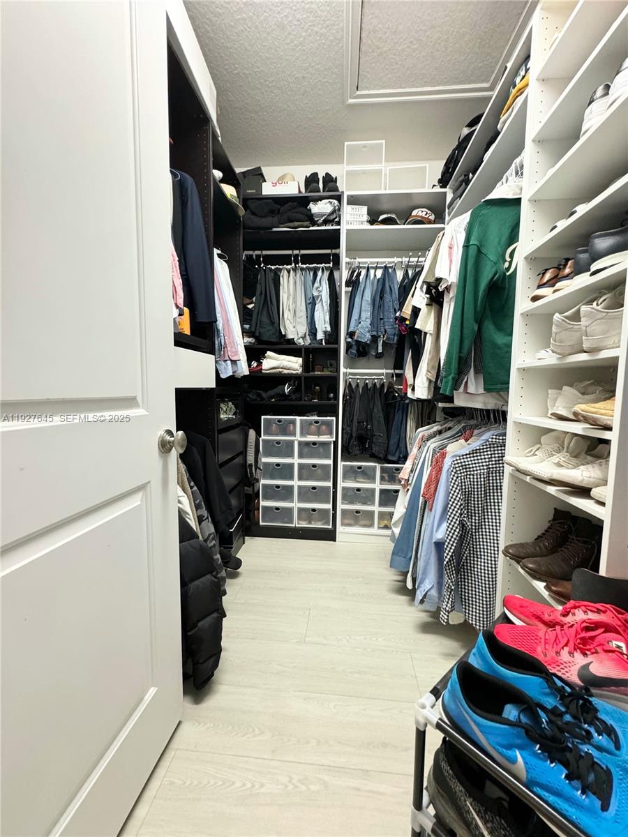 SUNBURST PROPERTIES DEVEL - Residential Lease