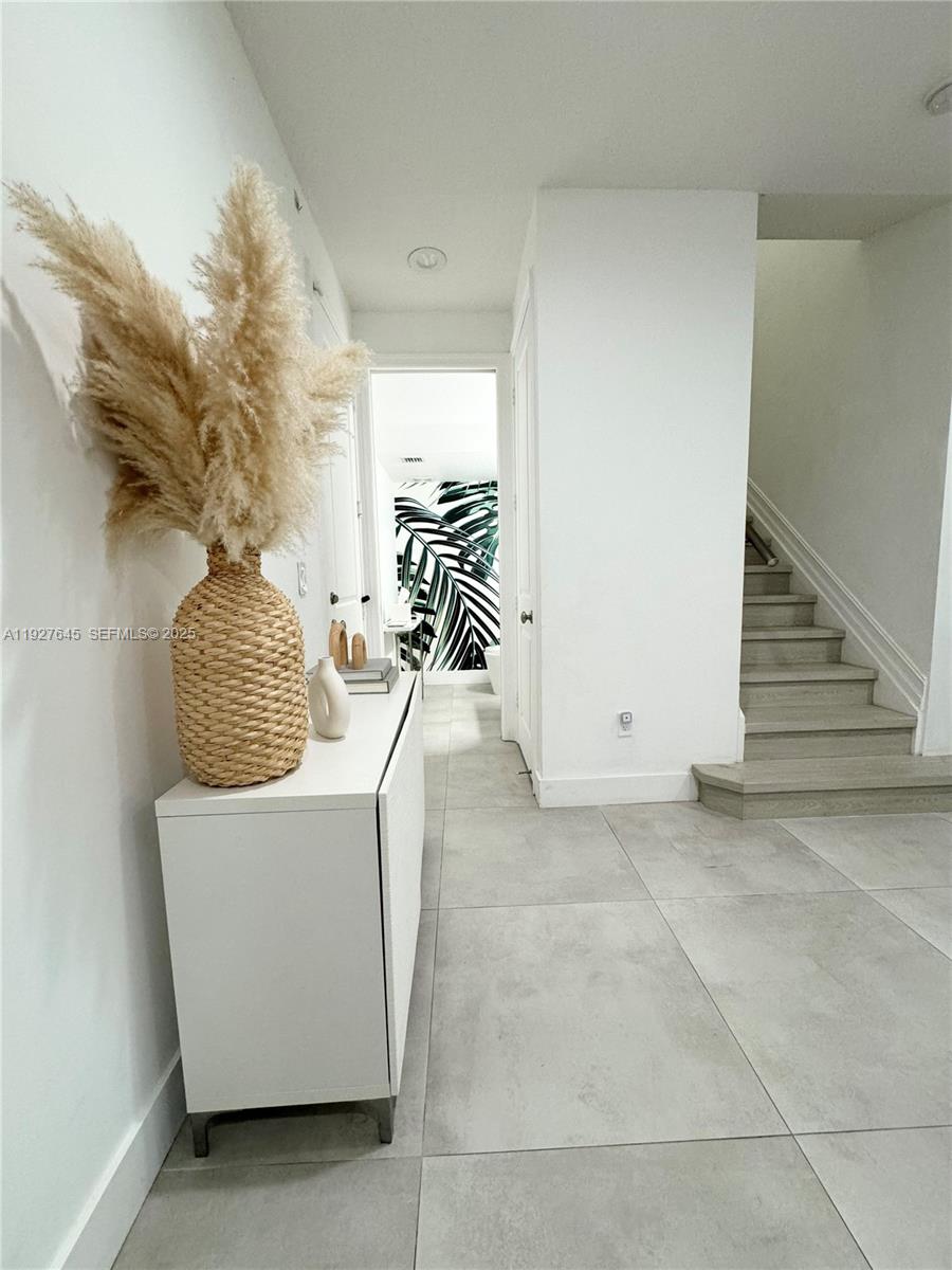 SUNBURST PROPERTIES DEVEL - Residential Lease