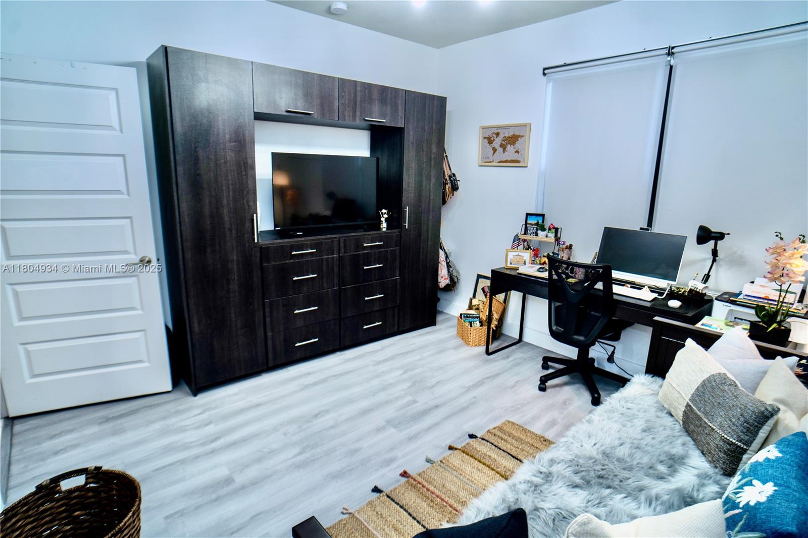 APEX AT PARK CENTRAL COND - Residential