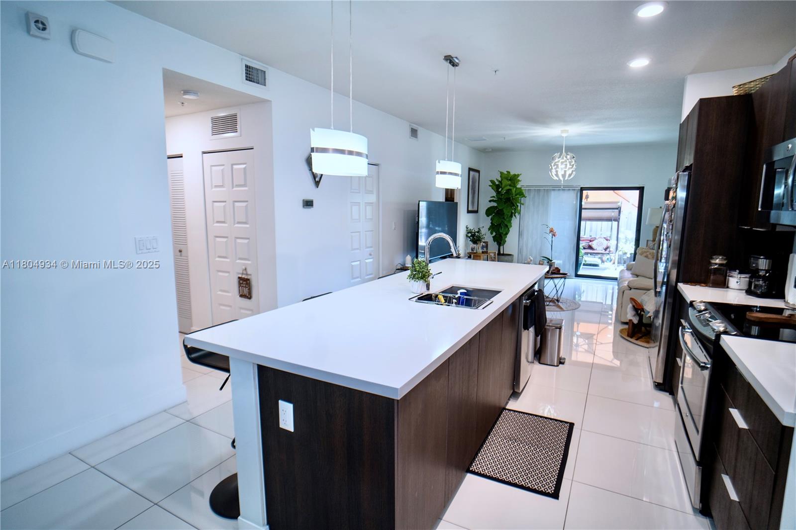 APEX AT PARK CENTRAL COND - Residential