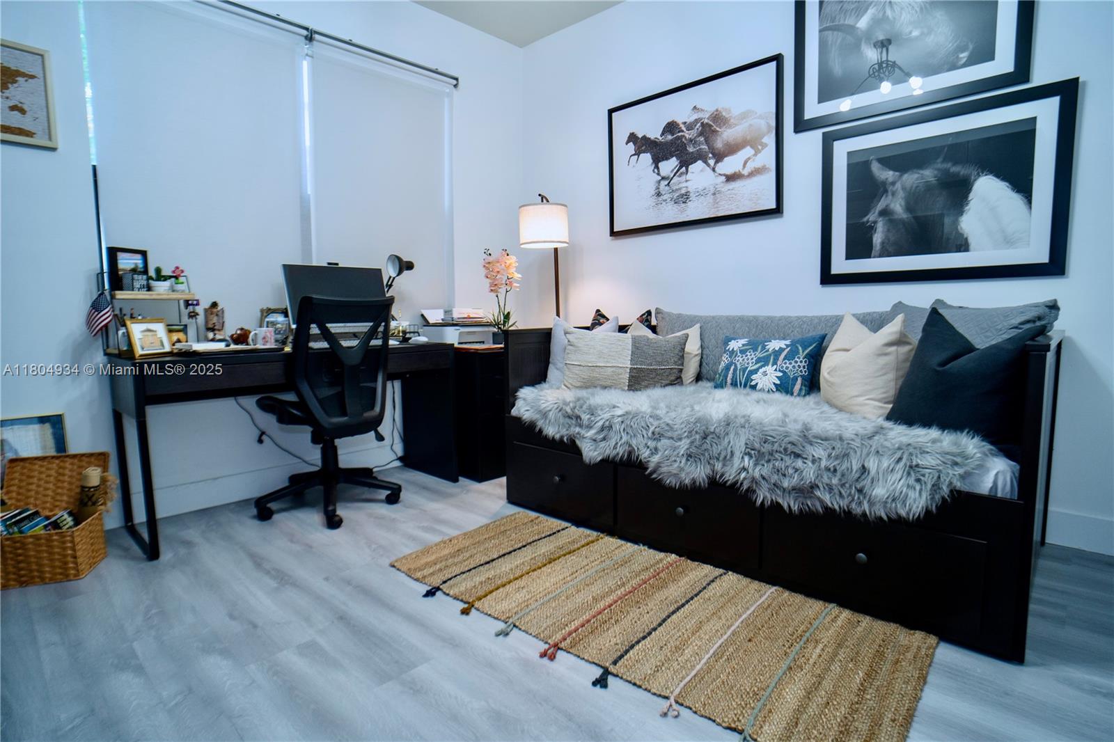 APEX AT PARK CENTRAL COND - Residential