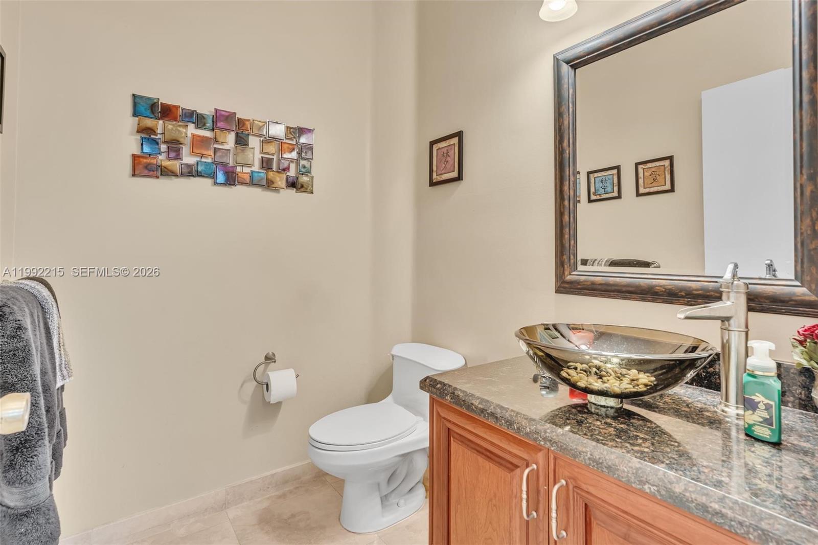 EMBASSY LAKES - Residential