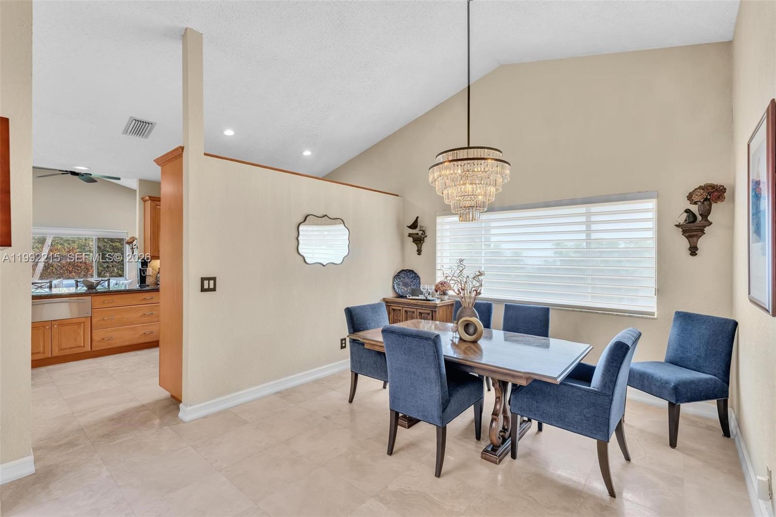 EMBASSY LAKES - Residential