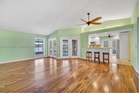 Photo of 685 SE 25th Ln, Homestead, FL 33033 (MLS # A12084224)