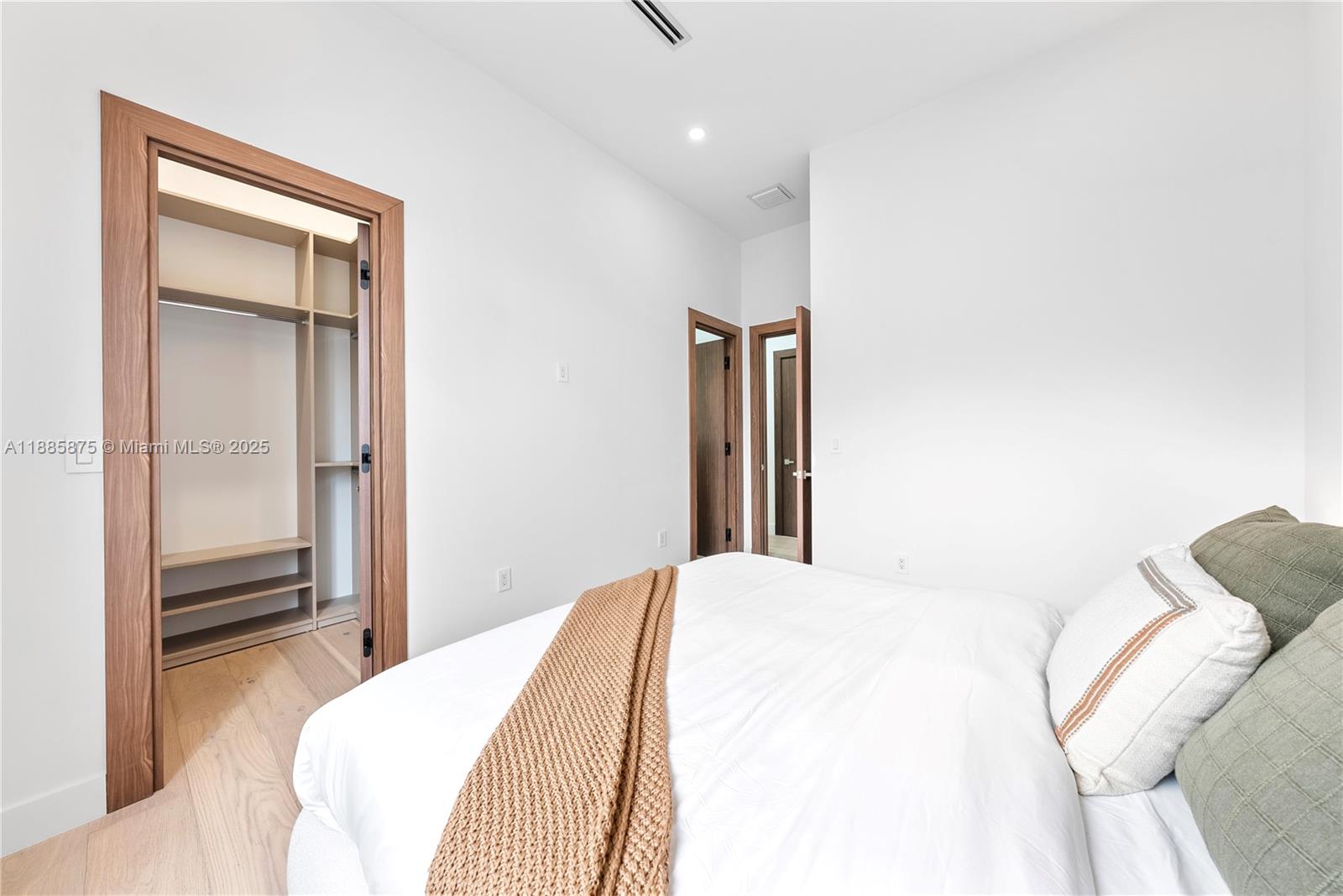 BUENA VISTA HEIGHTS EXTEN - Residential