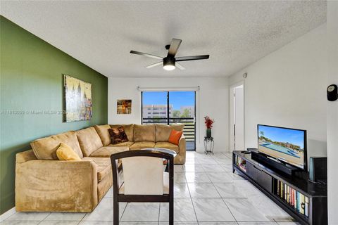 2748 NW 104th Ave 308 Sunrise FL 33322