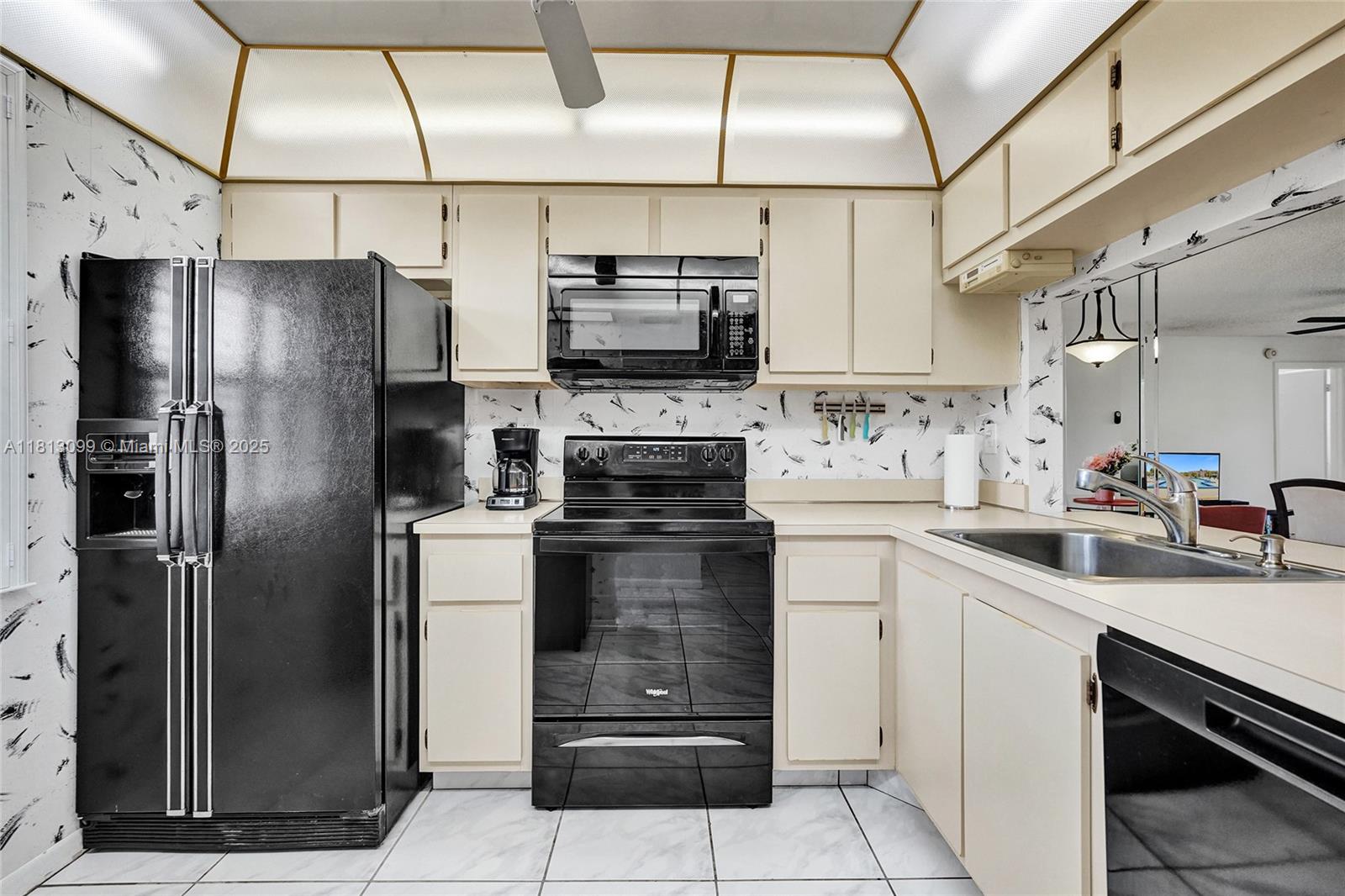 2748 NW 104th Ave 308